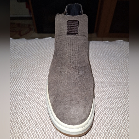 A pair of Stacy Adam's men's slip-on booties in a size 10M. EUC - Picture 9 of 13